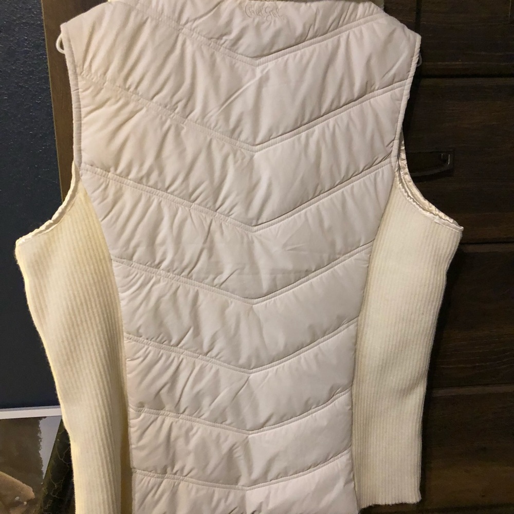 Vest - Picture 4 of 4